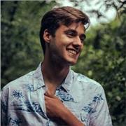 Profesor para dar clases de trompeta para principiantes y nivel intermedio